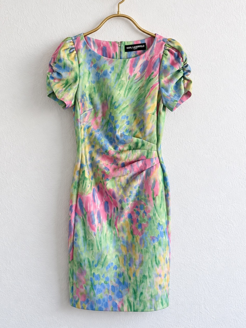 KARL LAGERFELD PARIS Multicolor Print Ruched Boatneck Sheath Dress Size 2